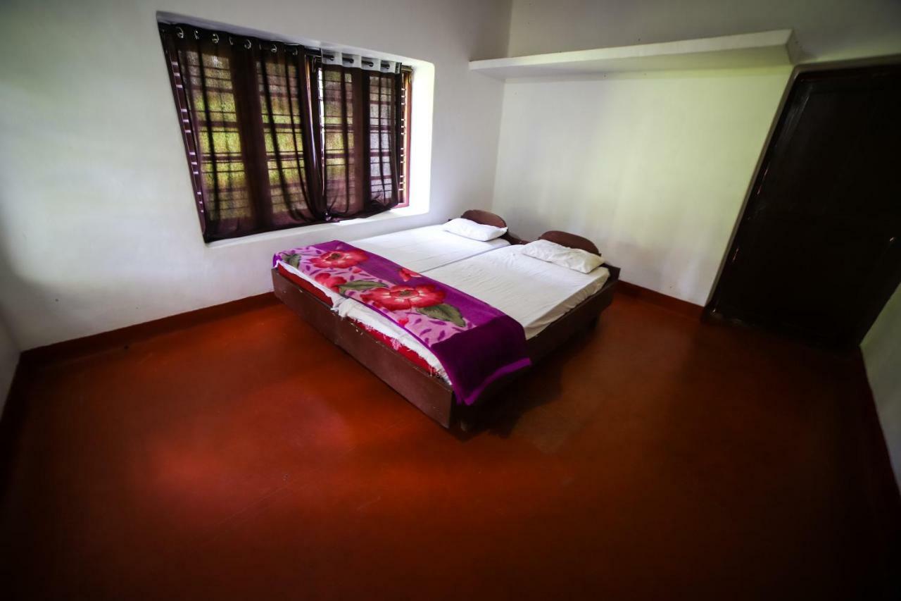 Misty Valley Hill Resorts Nelliyampathy Exterior foto